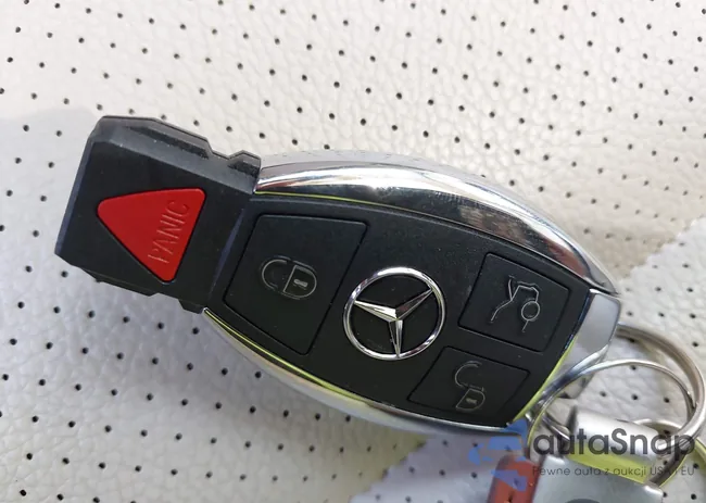 WDCGG8JB0FG380251: 43003467