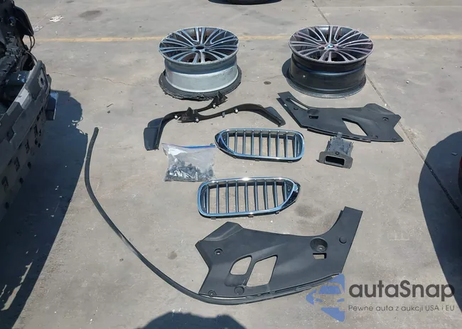 WBAJE5C5XJG918032: 43003510