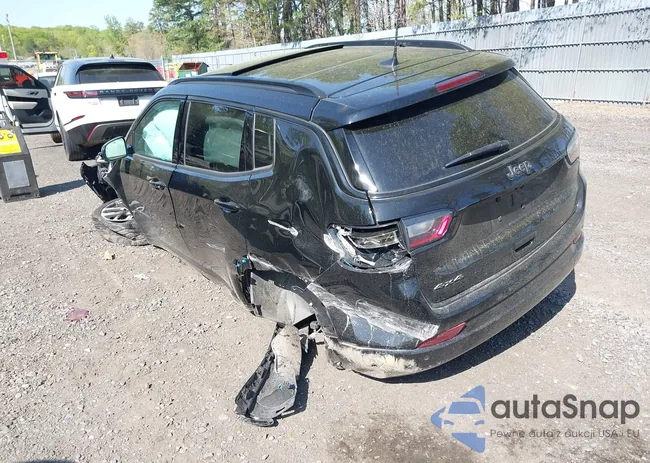 3C4NJDCN6RT169683: 43003711