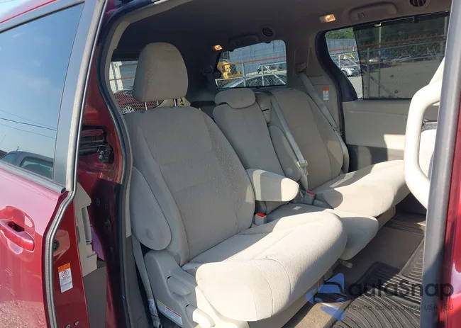 5TDKZ3DC8JS941358: 43003714