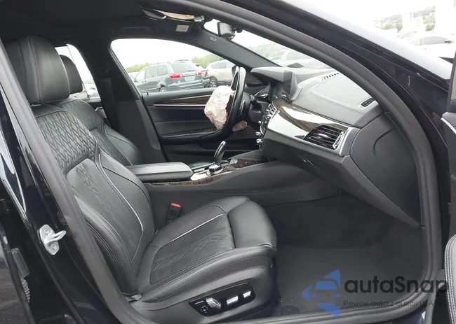 WBAJB9C5XKB287927: 43003786