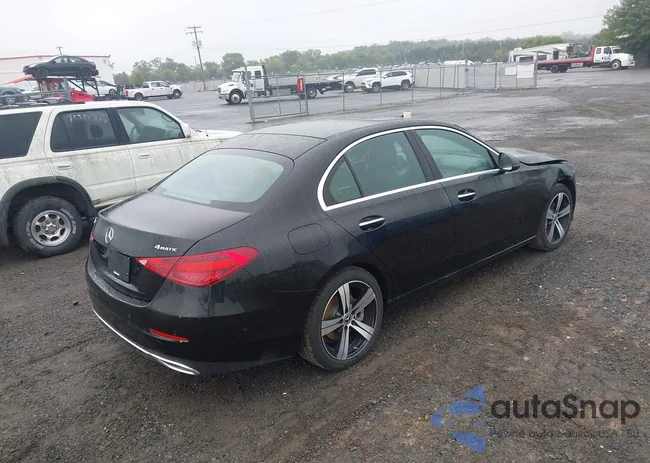 W1KAF4HB7SR257757: 43003878