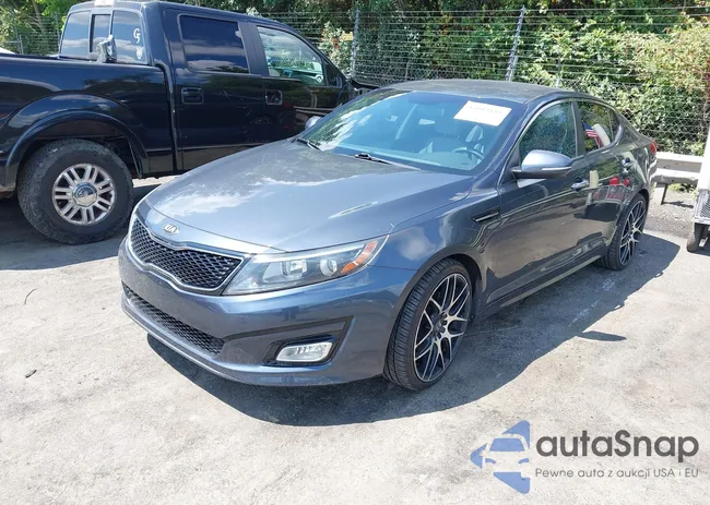 KNAGM4A74F5579623: 43003884