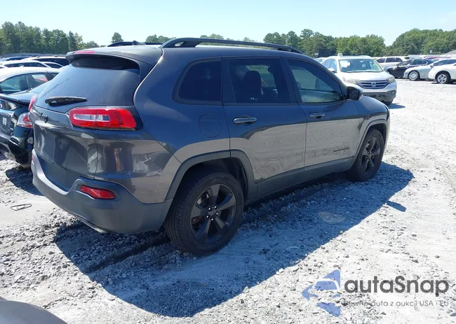 1C4PJLCSXGW100401: 43003107