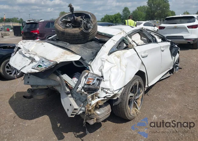 1HGCV2F31JA027569: 43003189