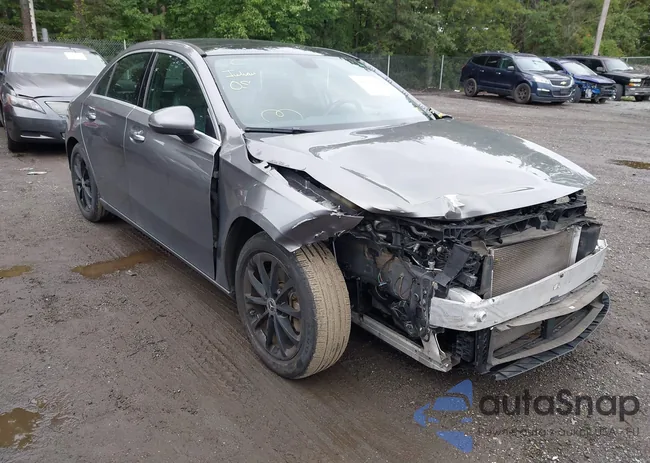 WDD3G4FB0LW038036: 43004288