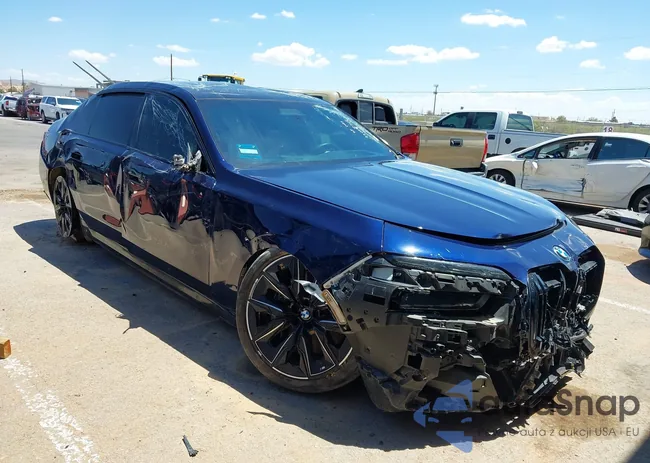 WBY53EJ09PCN12596: 43004308