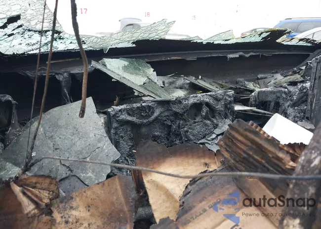 3TMLB5JNXRM085048: 43004357