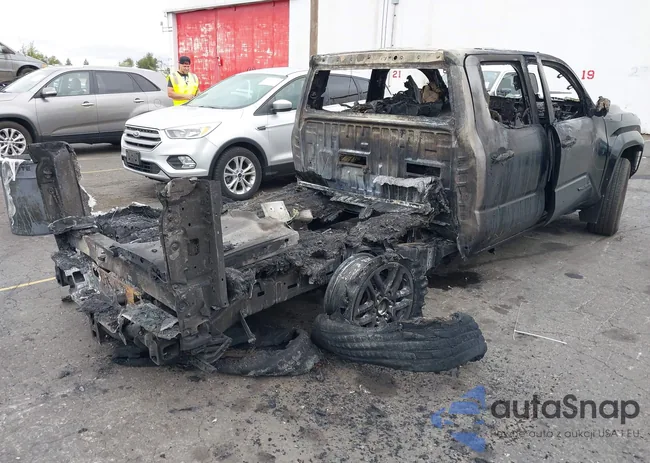 3TMLB5JNXRM085048: 43004357