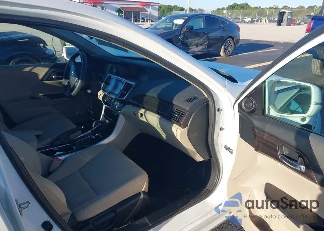 1HGCR2F7XGA235448: 43004451