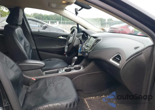 1G1BE5SM6H7175016: 43004822