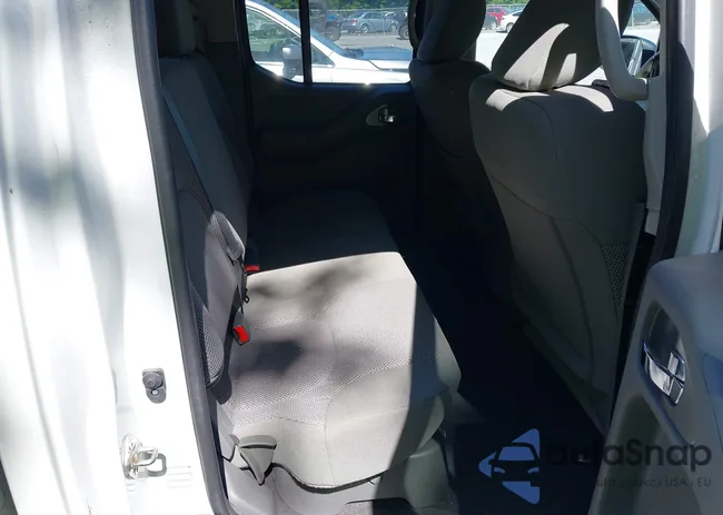 1N6AD0EV2KN873538: 43003970