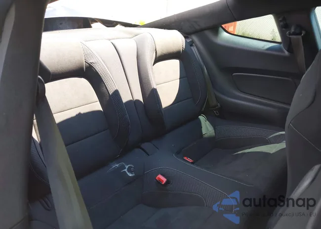 1FA6P8JZ8J5500516: 43003978