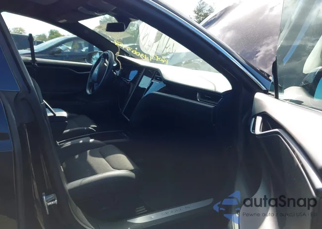 5YJSA1E2XJF272533: 43003982