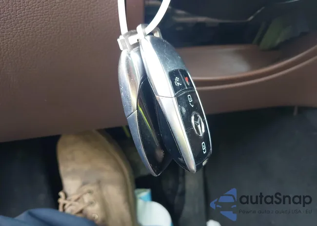 WDDZF4KB2KA574579: 43004206