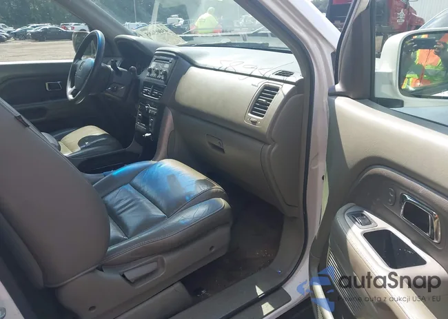 2HKYF18526H561657: 43005685