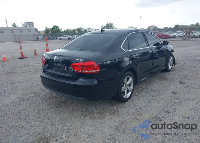 1VWBN7A33DC074638: 43005843