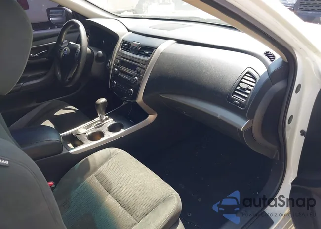 1N4AL3AP3FC275643: 43004953