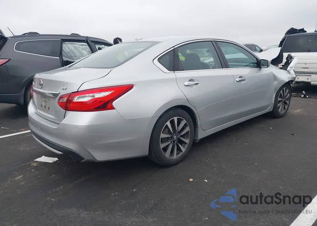 1N4AL3AP3HC177053: 43005084