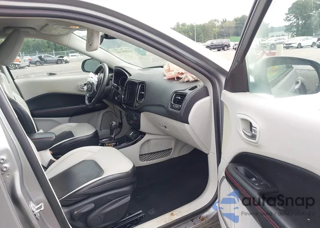 3C4NJCCB7JT358766: 43005105