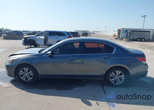 1HGCP2F67CA161722: 43006293