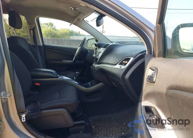 3C4PDCAB7GT233276: 43006312