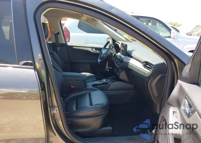 1FMCU0H67LUB01765: 43006348