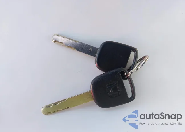 2HKYF18483H541433: 43006442