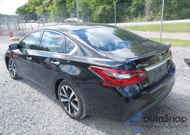 1N4AL3AP5JC107561: 43006456