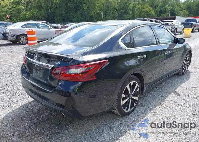 1N4AL3AP5JC107561: 43006456