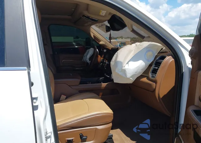 3C6UR5PL2LG249475: 43006503