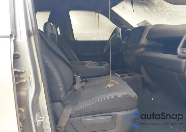 3C6UR5CJ2KG664573: 43006558