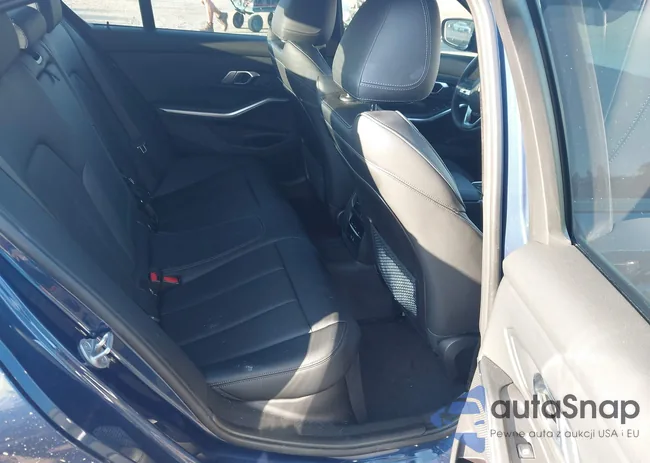 3MW69FF01P8D11525: 43006707