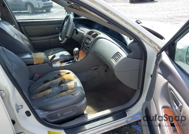 4T1BF28B43U275971: 43005936