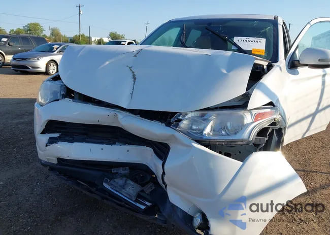 JA4AD3A30EZ019082: 43006085