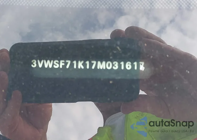 3VWSF71K17M031617: 43006121