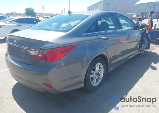 5NPEB4AC7EH940516: 43006124