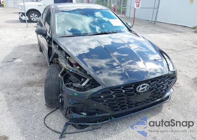 KMHL14JA8MA147042: 43007343