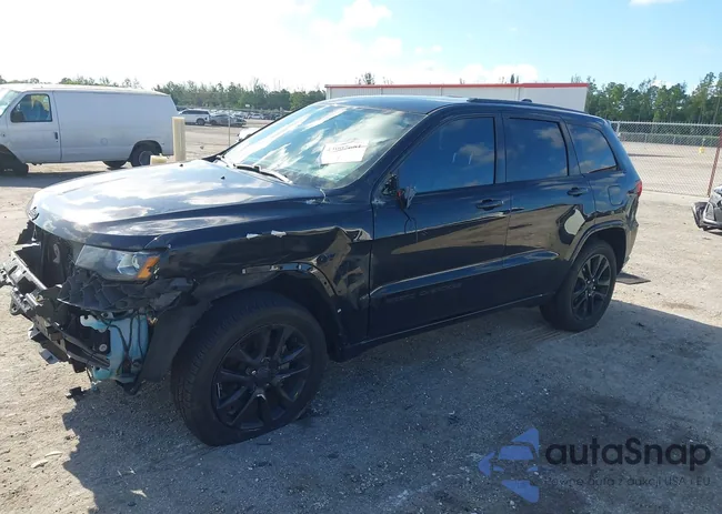 1C4RJEAG4JC408000: 43007681