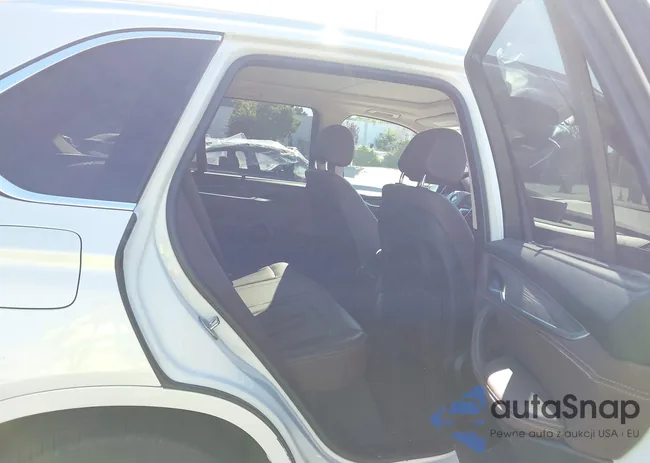 5UXKR0C52G0S87968: 43007805