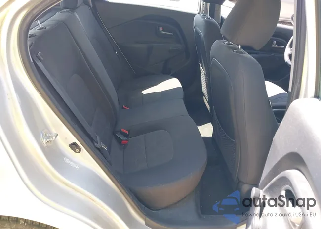 KNADM5A32D6100273: 43007839