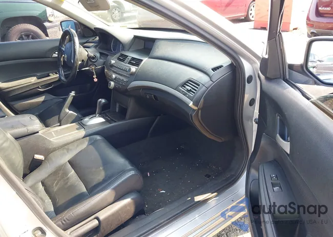 1HGCP2F68BA111085: 43006949