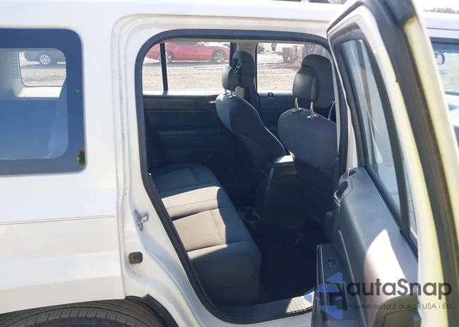 1J4NT2GB3AD553553: 43007059