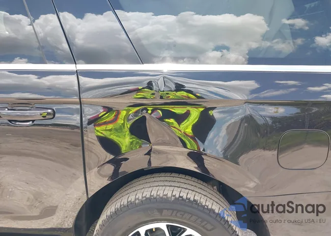 1FMJK1J81REA33559: 43007157