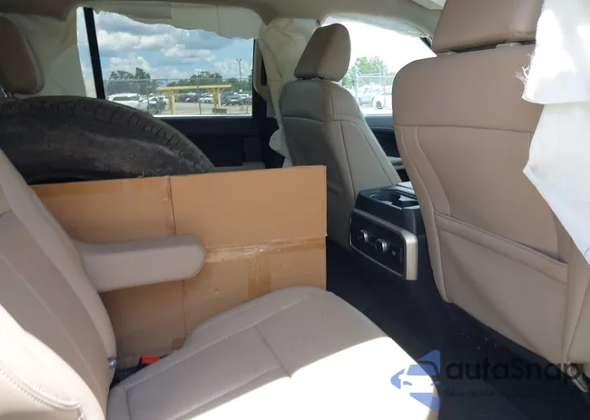 1FMJK1J81REA33559: 43007157