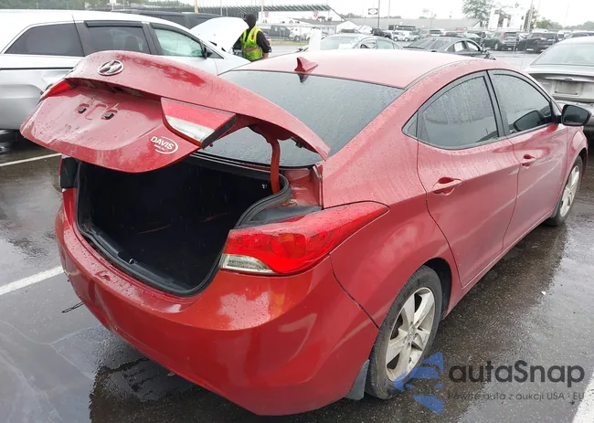 KMHDH4AE1DU624394: 43008303