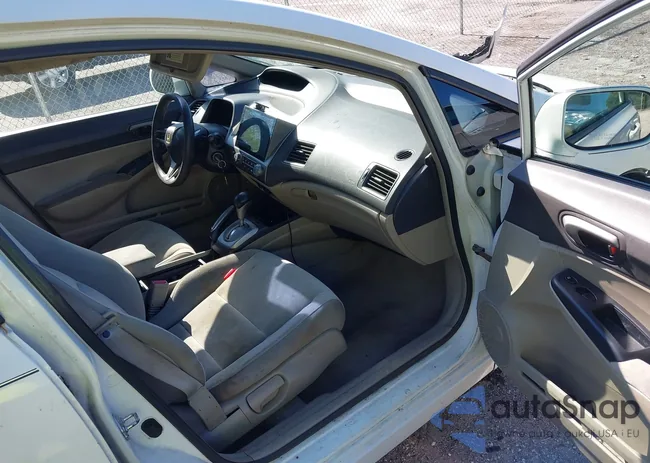 2HGFA1F51AH522926: 43008315