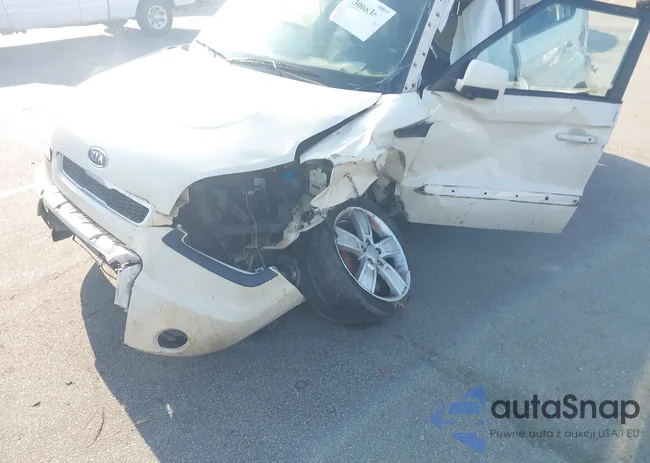 KNDJT2A27B7327612: 43008363