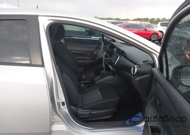 3N1CN8DV5RL897273: 43008377