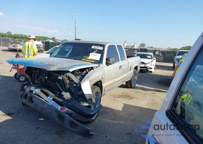 2GCEC19V241135038: 43008536